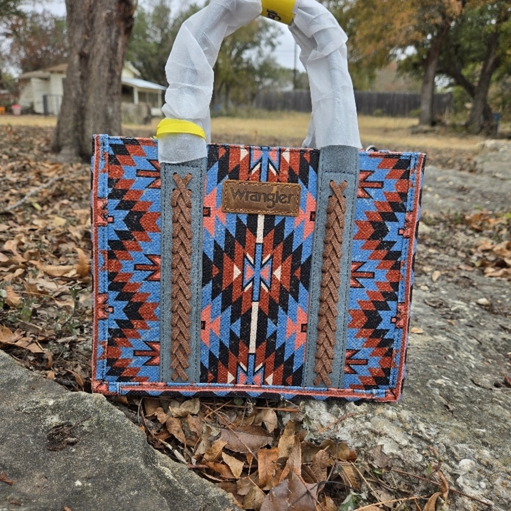 SOLD!! Wrangler Multicolor Women's Bag